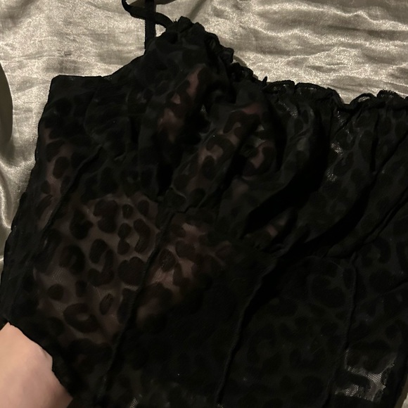 Tank - Picture 2 of 3